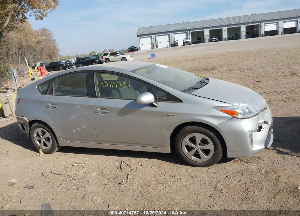 2015 TOYOTA PRIUS TWO VIN: JTDKN3DU6F0447918