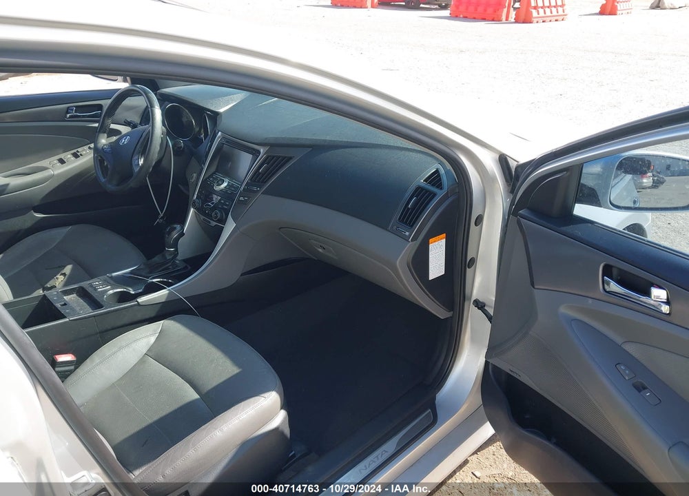 2012 HYUNDAI SONATA HYBRID VIN: KMHEC4A47CA023176