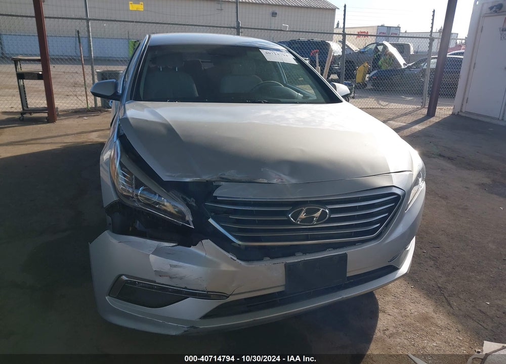 2015 HYUNDAI SONATA SE VIN: 5NPE24AF5FH181277