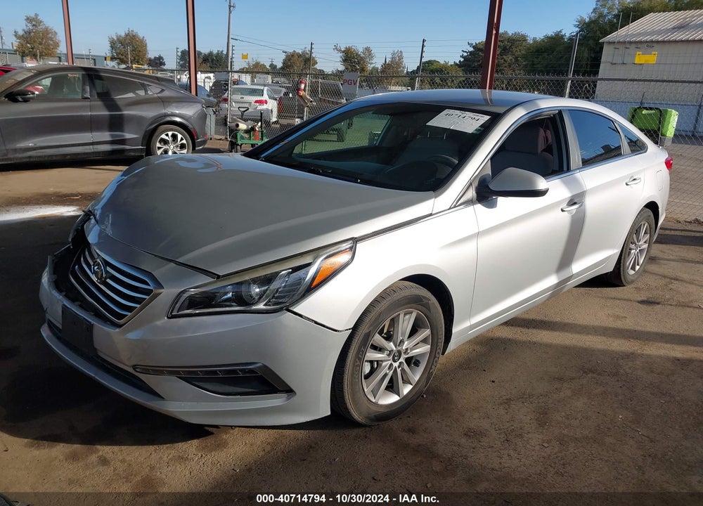 2015 HYUNDAI SONATA SE VIN: 5NPE24AF5FH181277