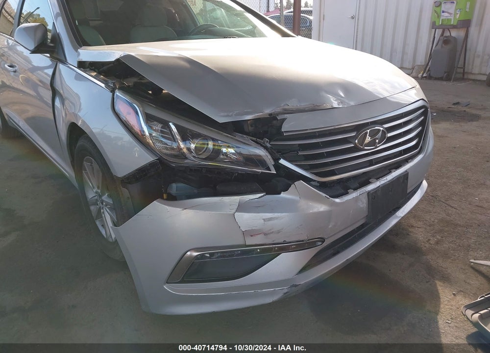2015 HYUNDAI SONATA SE VIN: 5NPE24AF5FH181277