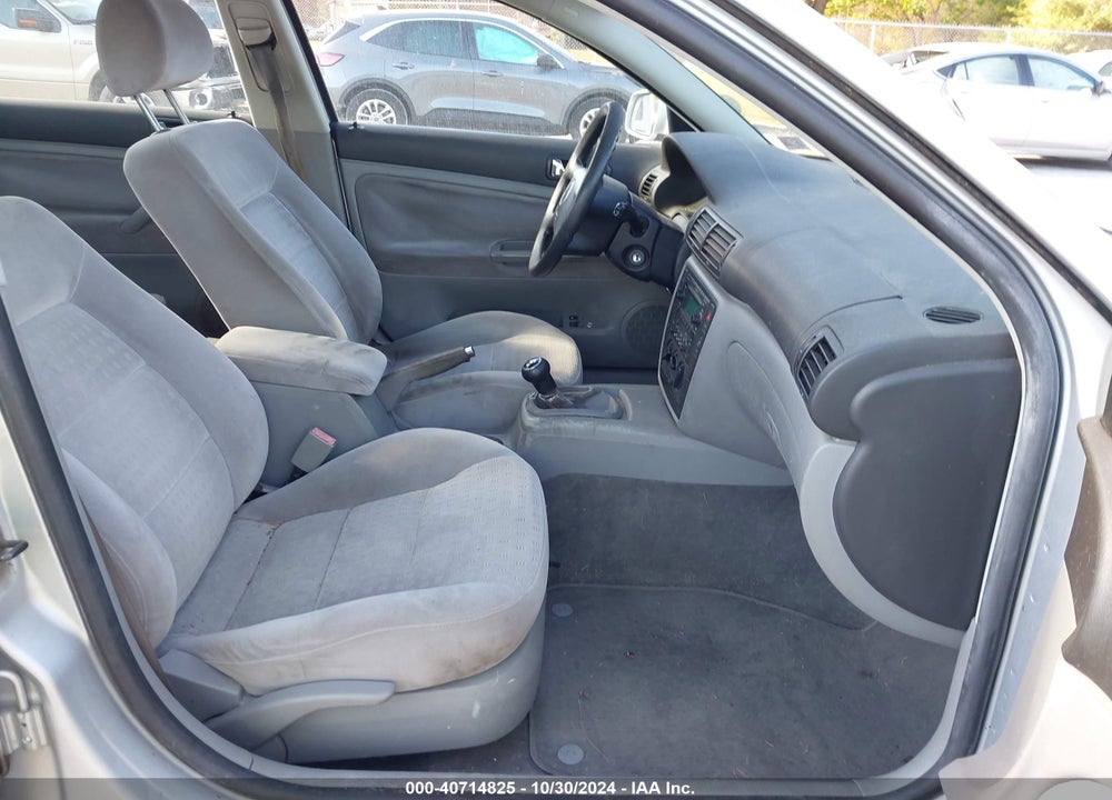 2002 VOLKSWAGEN PASSAT GLS VIN: WVWPD63B62P454556