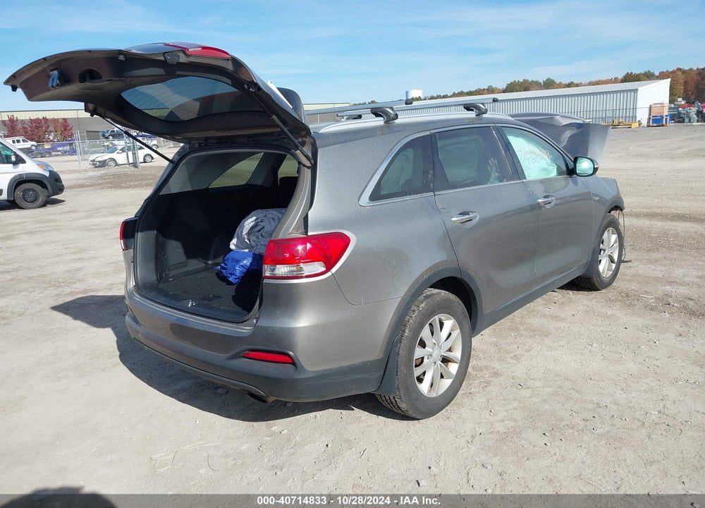 2017 KIA SORENTO 2.4L LX VIN: 5XYPG4A38HG337502
