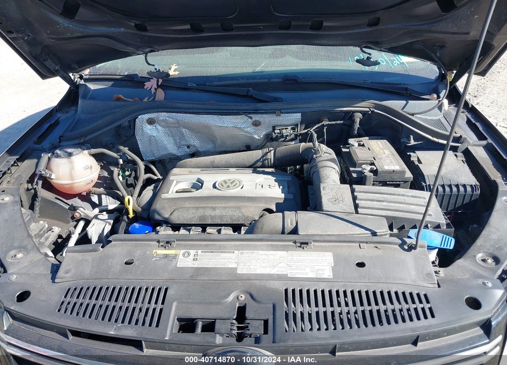 2018 VOLKSWAGEN TIGUAN LIMITED VIN: WVGBV7AX8JK000456