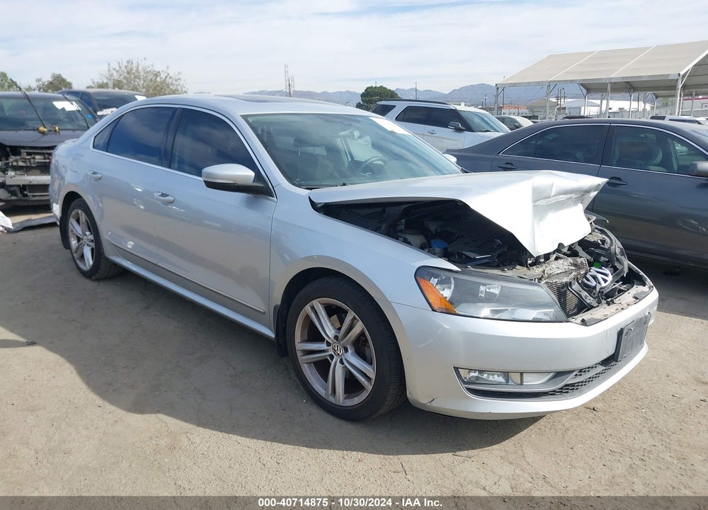 2015 VOLKSWAGEN PASSAT 2.0L TDI SEL PREMIUM VIN: 1VWCV7A31FC054055