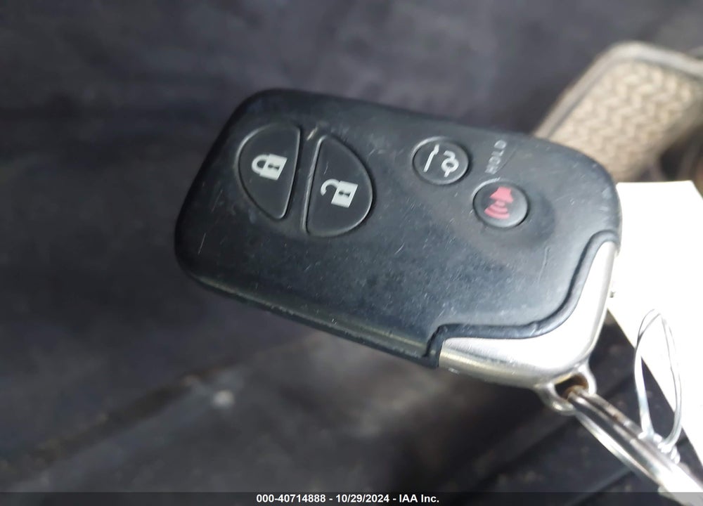 2015 LEXUS 460 VIN: JTJBM7FX9F5102352