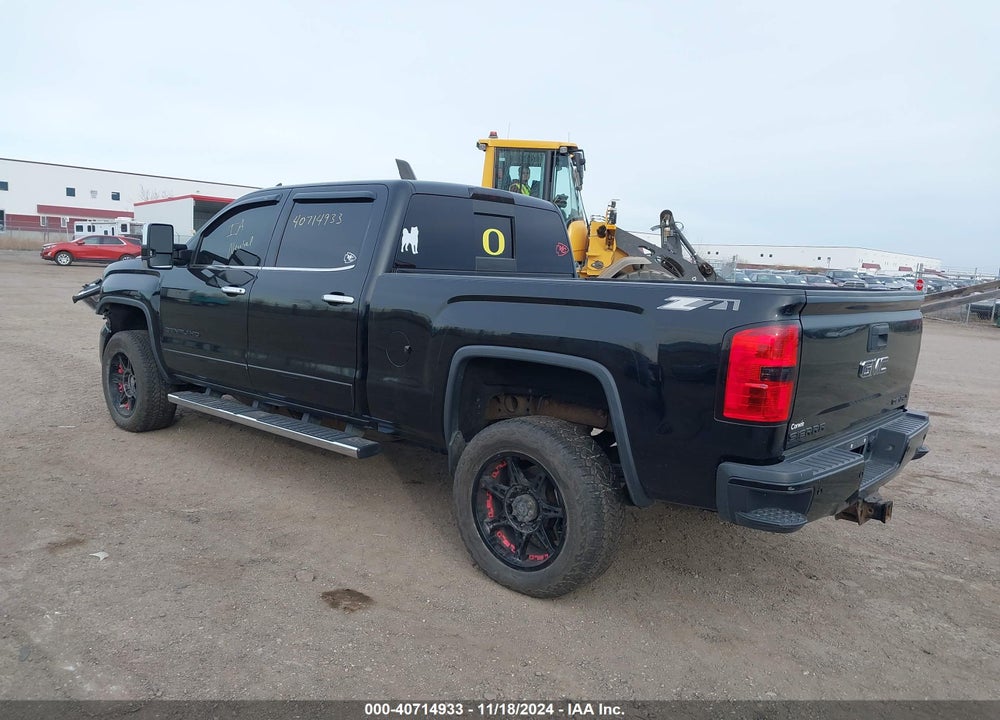 2015 GMC SIERRA 2500HD DENALI VIN: 1GT120E80FF597962