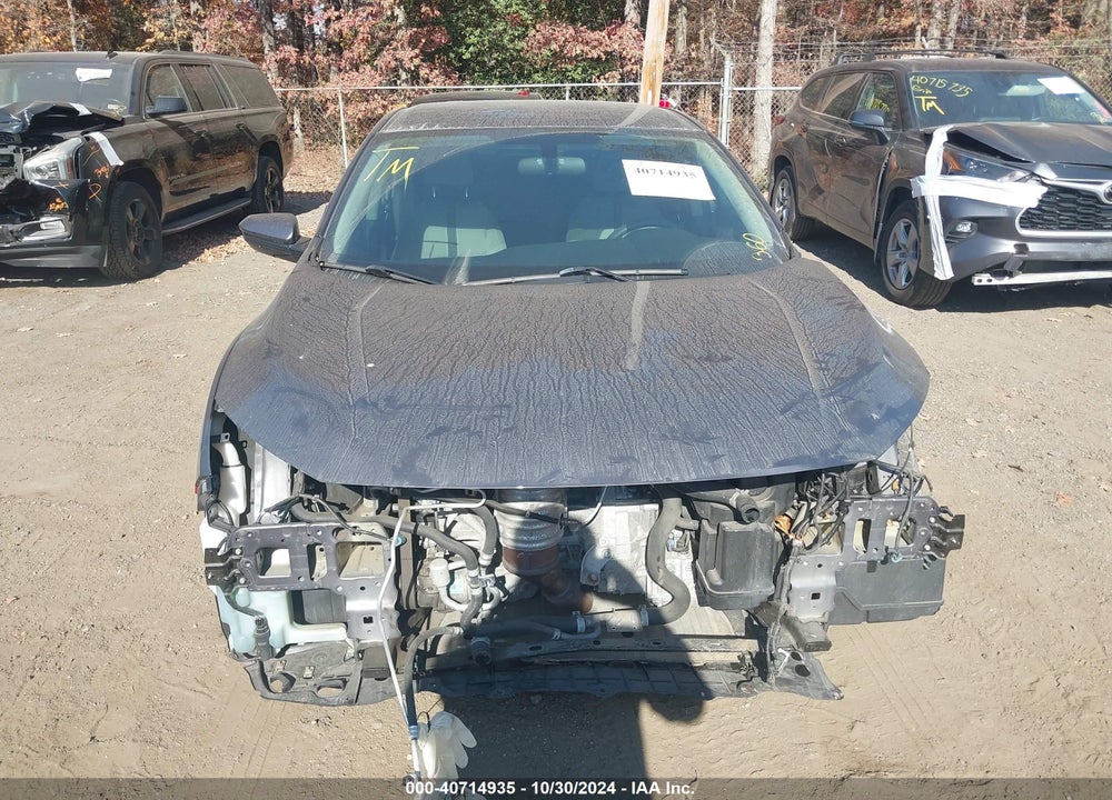 2018 HONDA CIVIC LX VIN: 2HGFC2F51JH610696