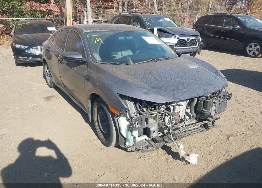 2018 HONDA CIVIC LX VIN: 2HGFC2F51JH610696