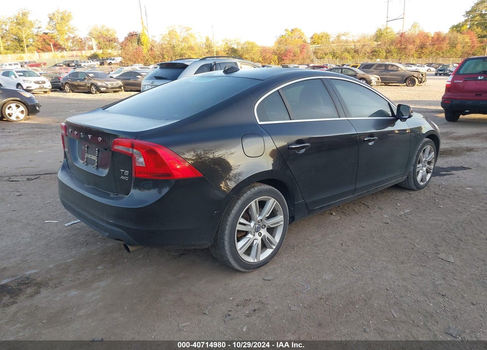2012 VOLVO S60 T6 VIN: YV1902FH8C2055539