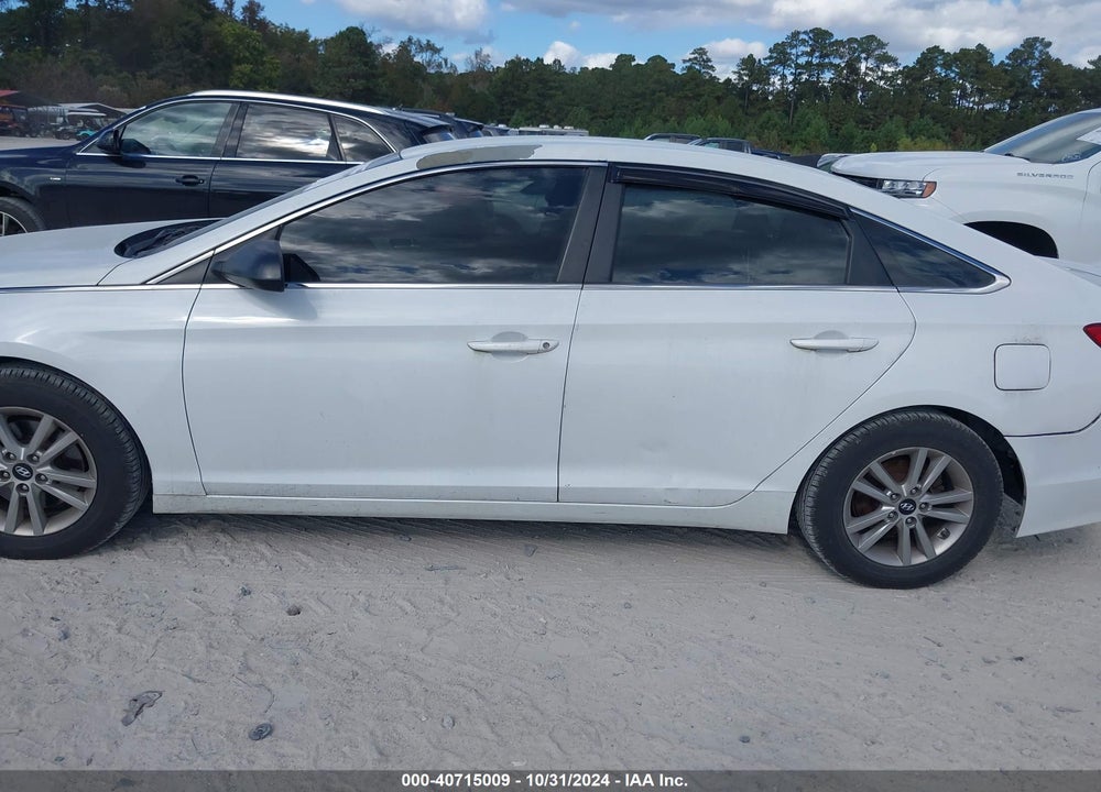 2016 HYUNDAI SONATA SE VIN: 5NPE24AF4GH318629