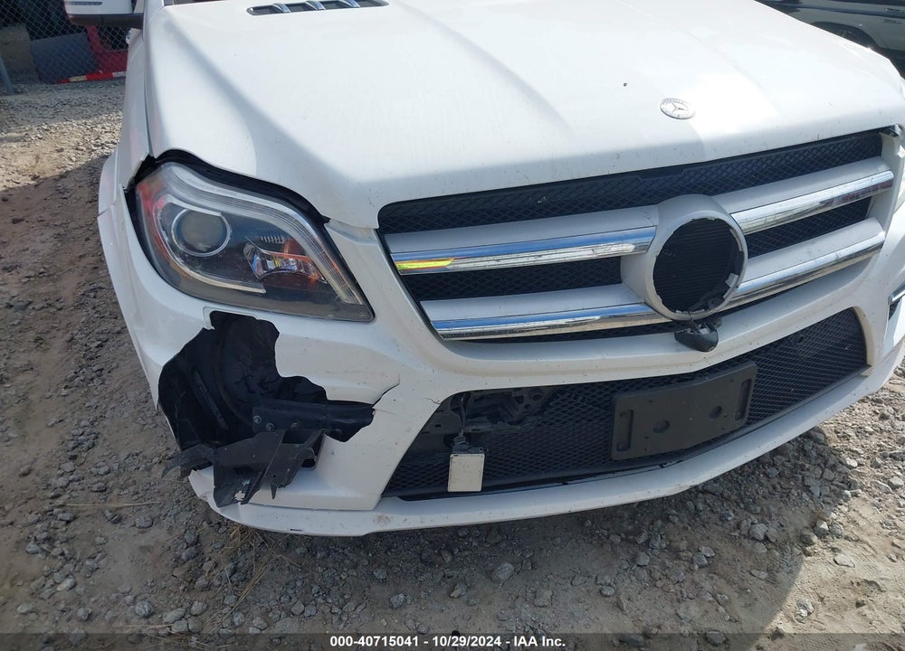 2015 MERCEDES-BENZ GL 550 4MATIC VIN: 4JGDF7DE8FA484481