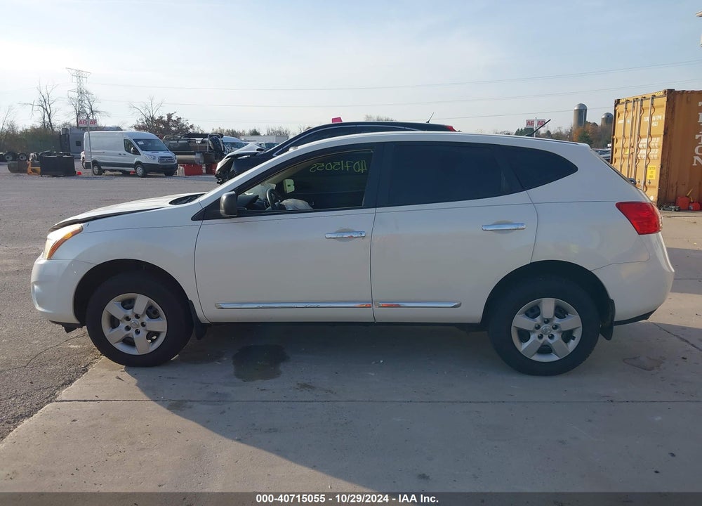 2015 NISSAN ROGUE SELECT S VIN: JN8AS5MV0FW764944