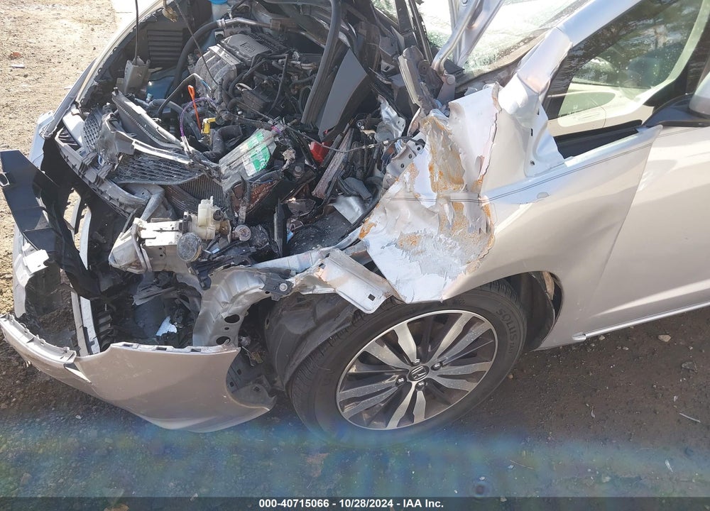 2012 HONDA FIT VIN: JHMGE8G36CC031723