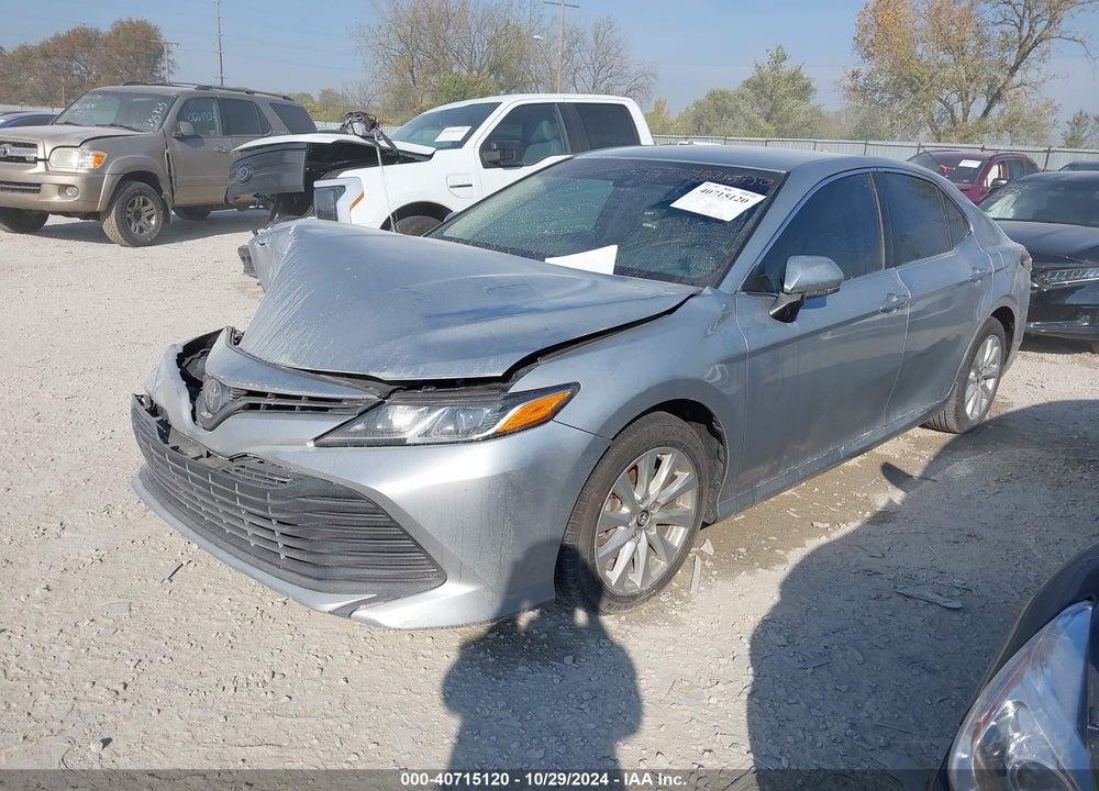 2018 TOYOTA CAMRY LE VIN: 4T1B11HK8JU527520