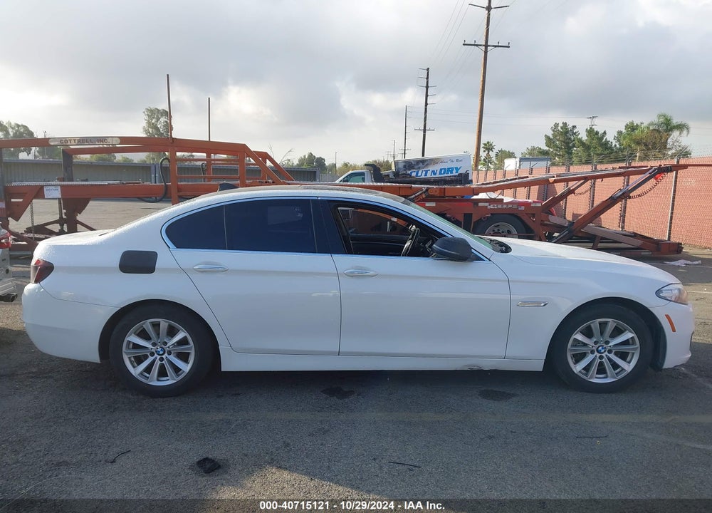 2015 BMW 528I VIN: WBA5A5C56FD512755