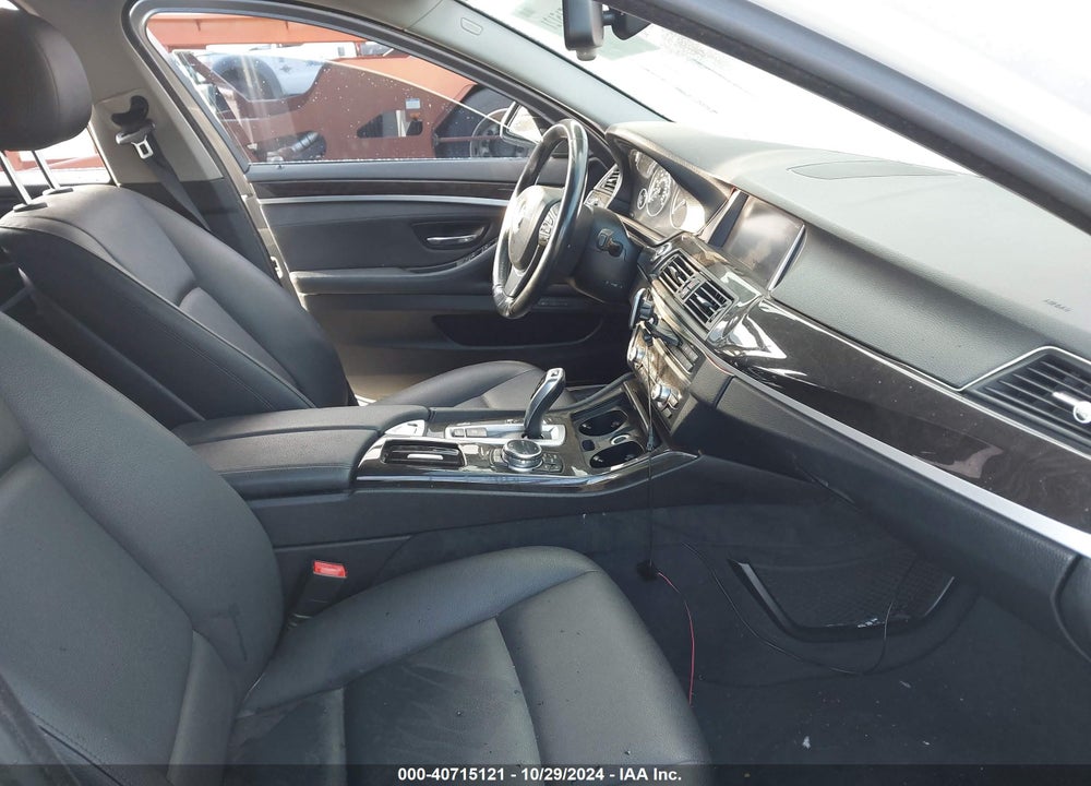 2015 BMW 528I VIN: WBA5A5C56FD512755
