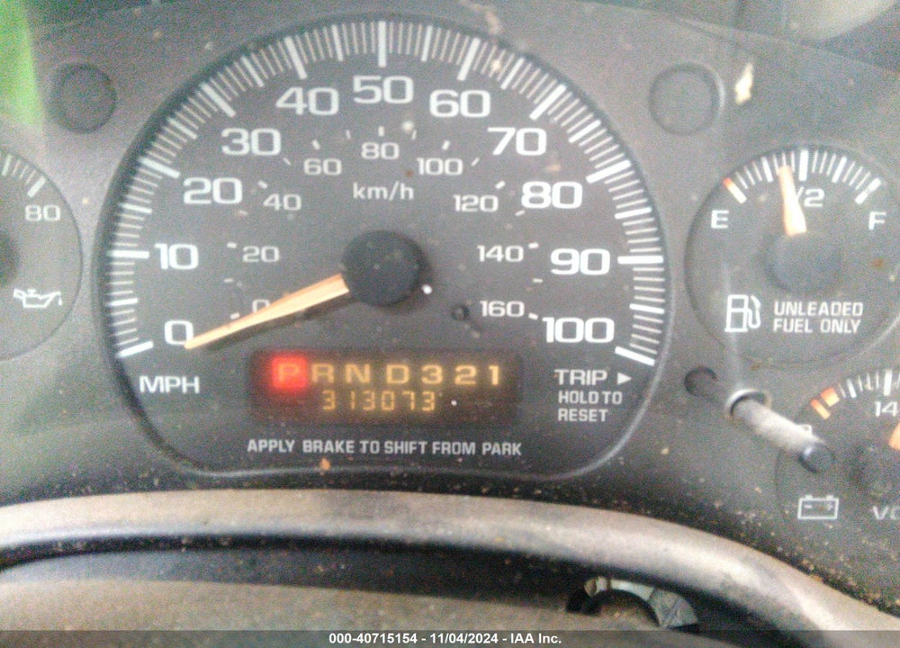 2002 CHEVROLET EXPRESS VIN: 1GAGG29R621224547