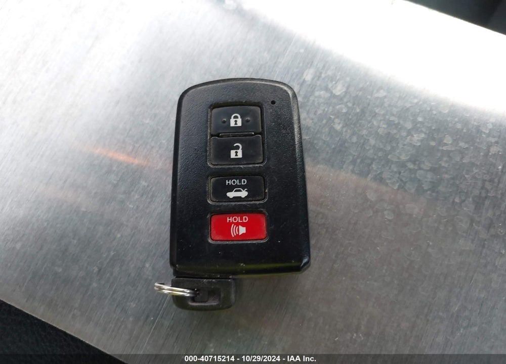 2015 TOYOTA CAMRY HYBRID XLE VIN: 4T1BD1FK2FU159143