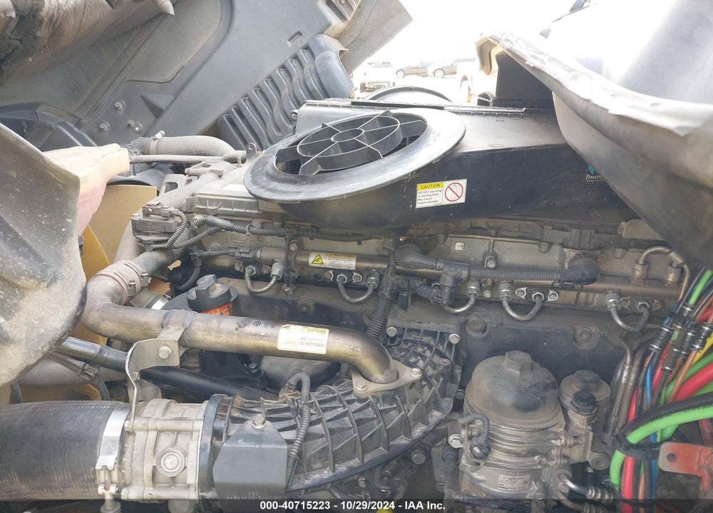 2015 FREIGHTLINER CASCADIA 125 VIN: 3AKNGED60FSGU5025