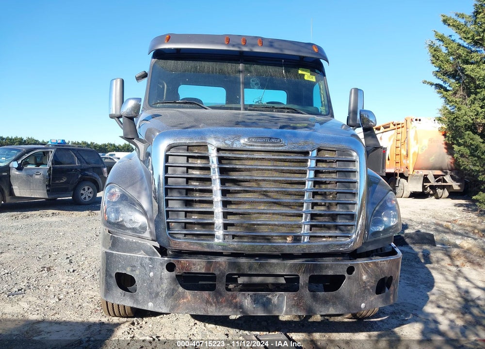 2015 FREIGHTLINER CASCADIA 125 VIN: 3AKNGED60FSGU5025
