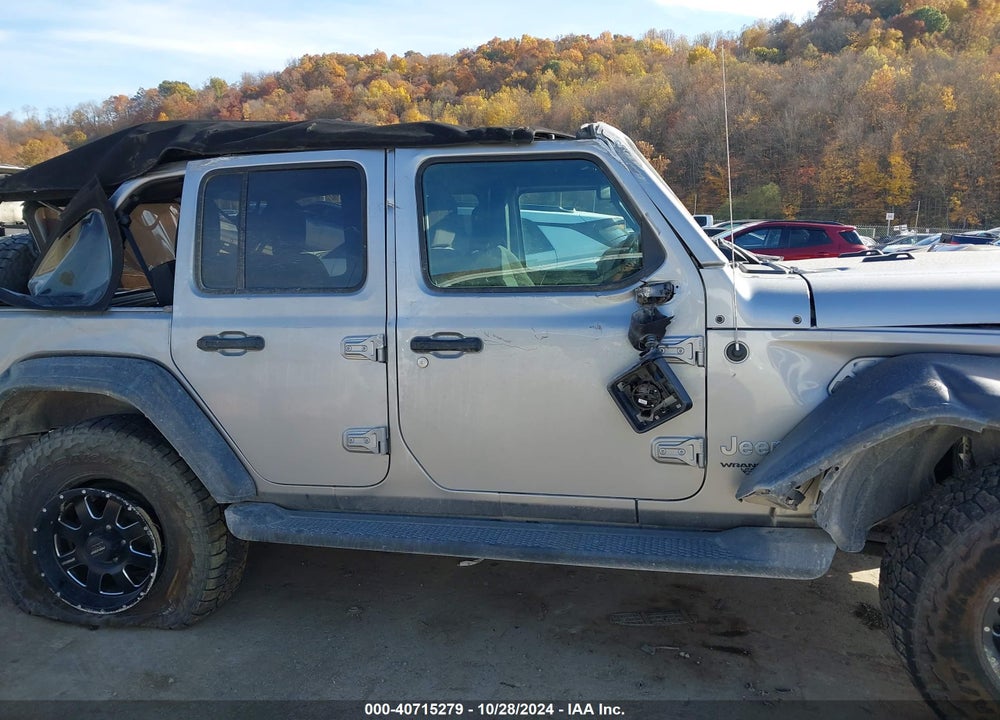 2018 JEEP WRANGLER UNLIMITED SPORT S 4X4 VIN: 1C4HJXDG5JW268184