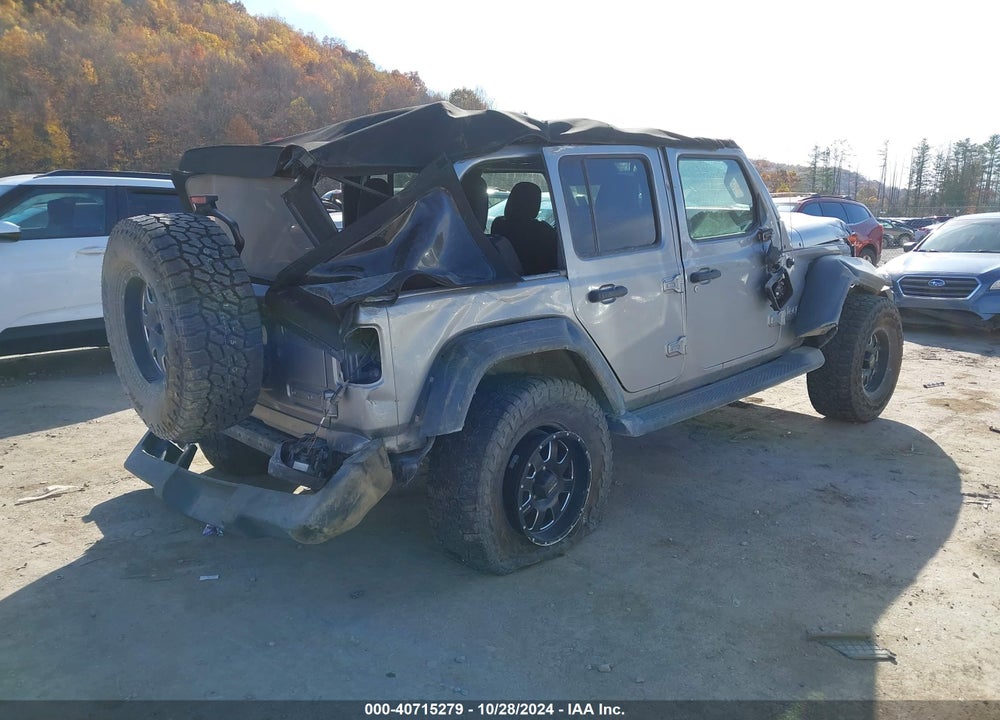 2018 JEEP WRANGLER UNLIMITED SPORT S 4X4 VIN: 1C4HJXDG5JW268184