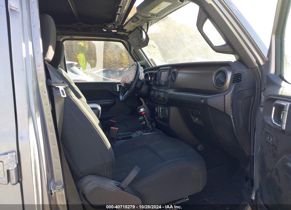 2018 JEEP WRANGLER UNLIMITED SPORT S 4X4 VIN: 1C4HJXDG5JW268184