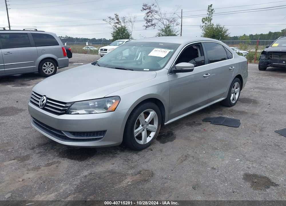 2013 VOLKSWAGEN PASSAT 2.5L SE VIN: 1VWBH7A32DC101562