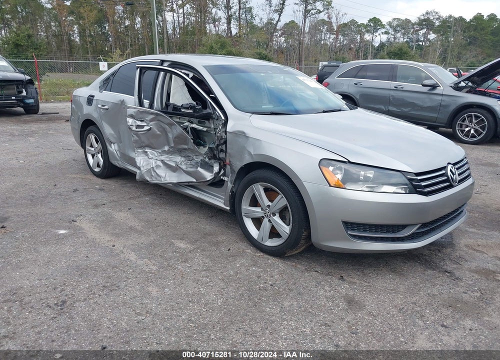 2013 VOLKSWAGEN PASSAT 2.5L SE VIN: 1VWBH7A32DC101562