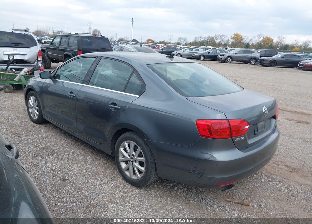 2014 VOLKSWAGEN JETTA 1.8T SE VIN: 3VWD17AJ5EM203529