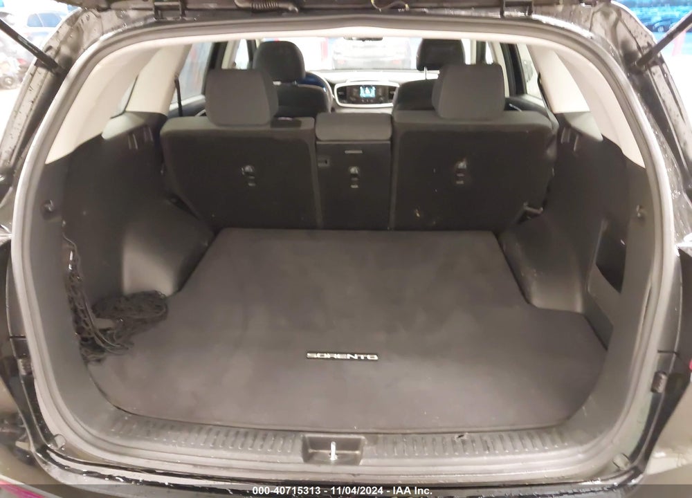 2018 KIA SORENTO VIN: 5XYPG4A33JG412399