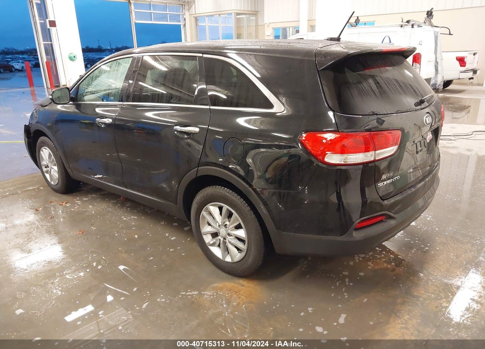 2018 KIA SORENTO VIN: 5XYPG4A33JG412399