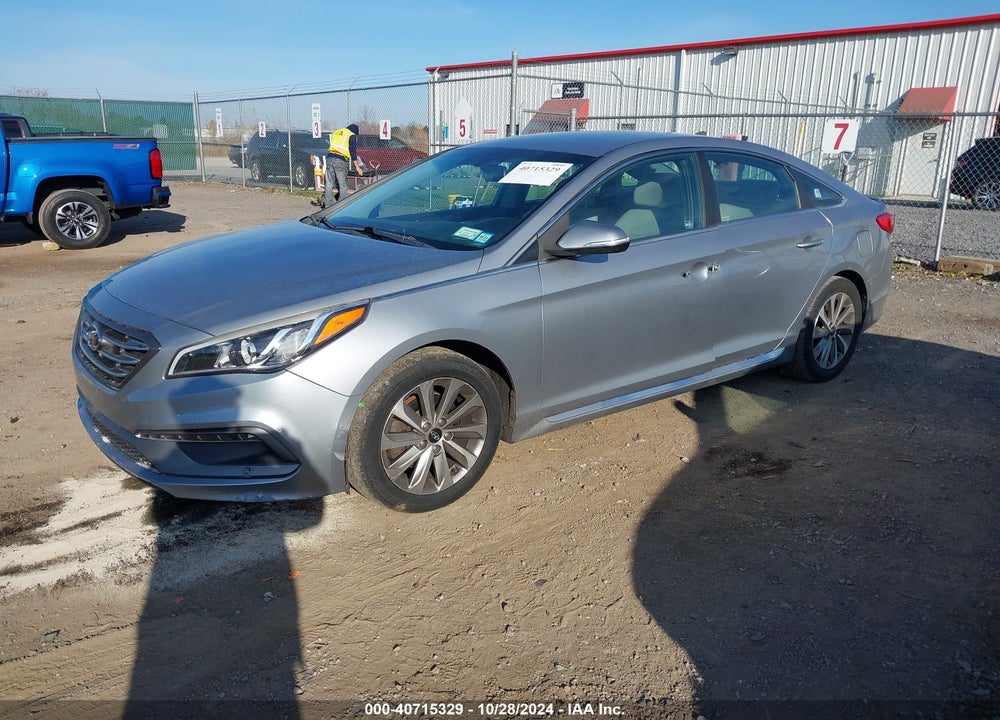 2015 HYUNDAI SONATA SPORT VIN: 5NPE34AF0FH085747