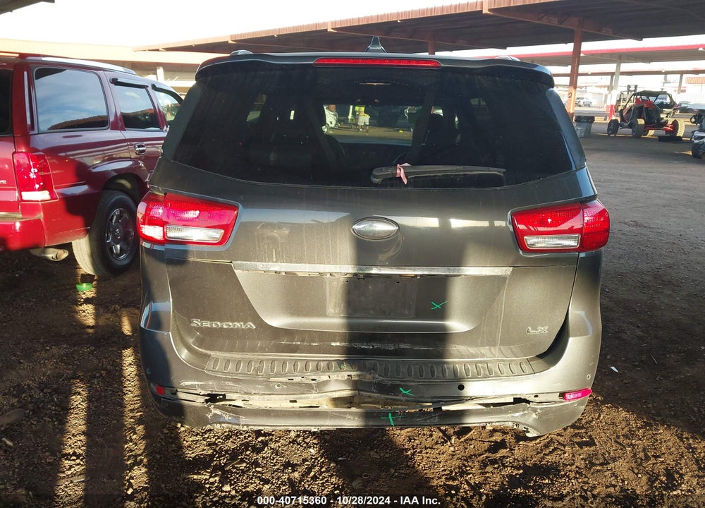 2018 KIA SEDONA LX VIN: KNDMB5C16J6409728