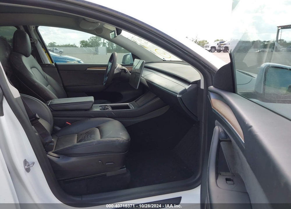 2022 TESLA MODEL Y LONG RANGE DUAL MOTOR ALL-WHEEL DRIVE VIN: 7SAYGAEE2NF514873