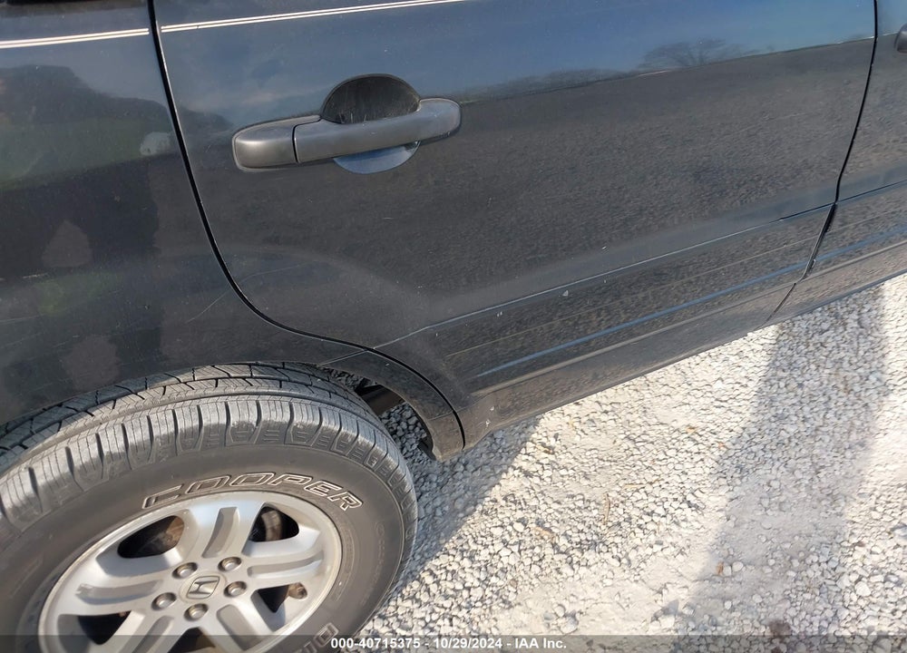 2005 HONDA PILOT EX-L VIN: 2HKYF18725H567717