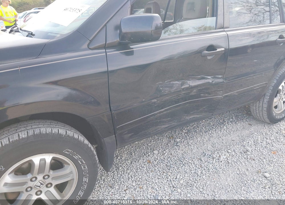 2005 HONDA PILOT EX-L VIN: 2HKYF18725H567717