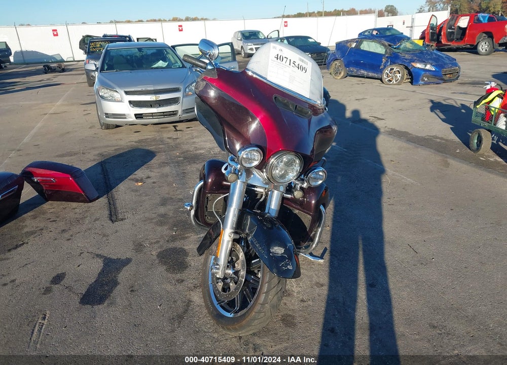 2015 HARLEY-DAVIDSON FLHTK ULTRA LIMITED VIN: 1HD1KEL11FB698047