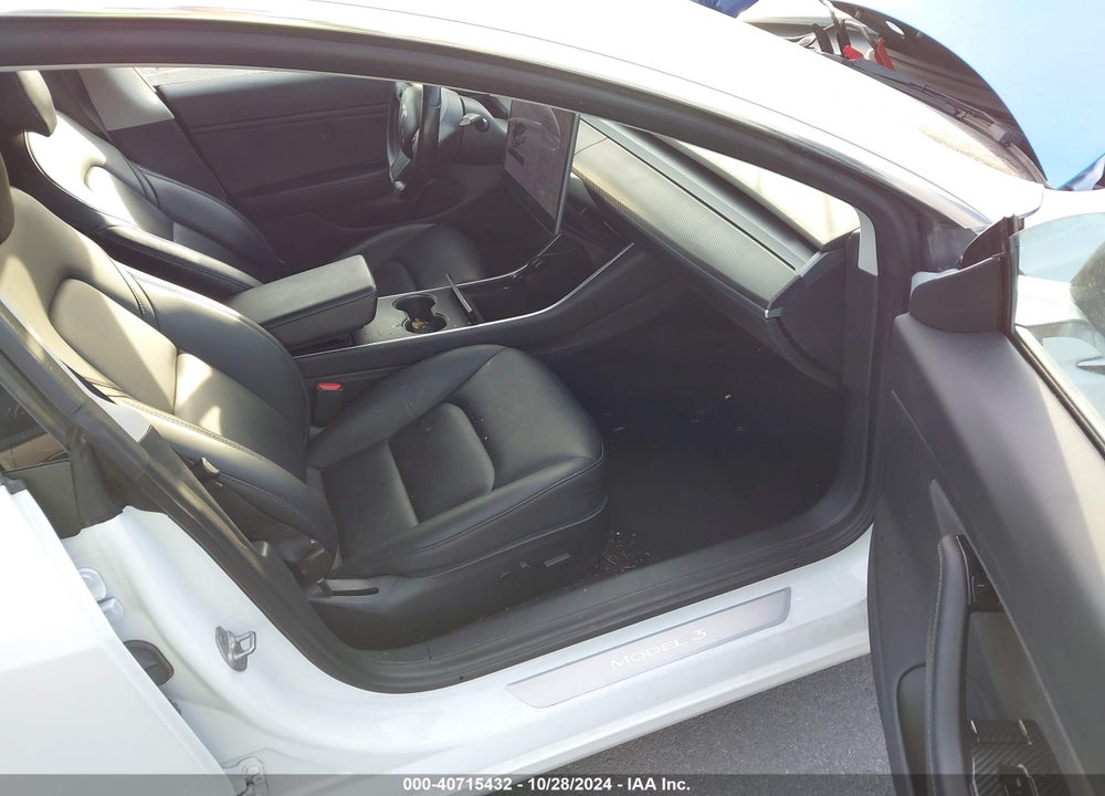 2018 TESLA MODEL 3 LONG RANGE/PERFORMANCE VIN: 5YJ3E1EB4JF187521