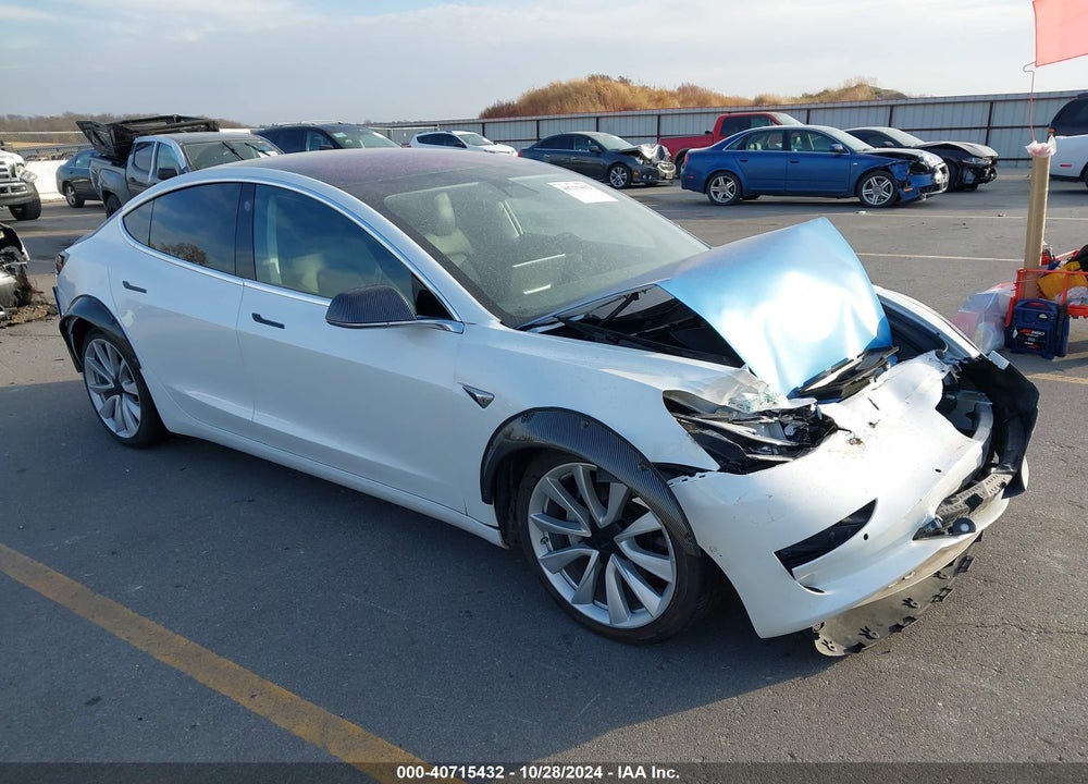 2018 TESLA MODEL 3 LONG RANGE/PERFORMANCE VIN: 5YJ3E1EB4JF187521