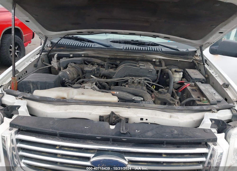 2006 FORD EXPLORER XLT VIN: 1FMEU73E06UA66183