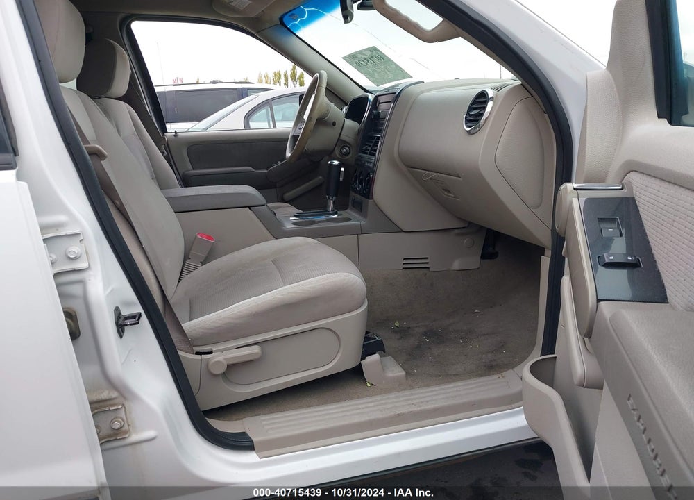 2006 FORD EXPLORER XLT VIN: 1FMEU73E06UA66183