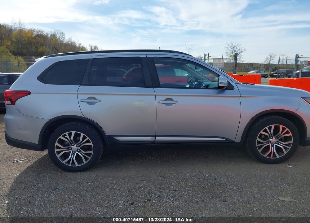 2016 MITSUBISHI OUTLANDER SEL VIN: JA4AZ3A32GZ065467
