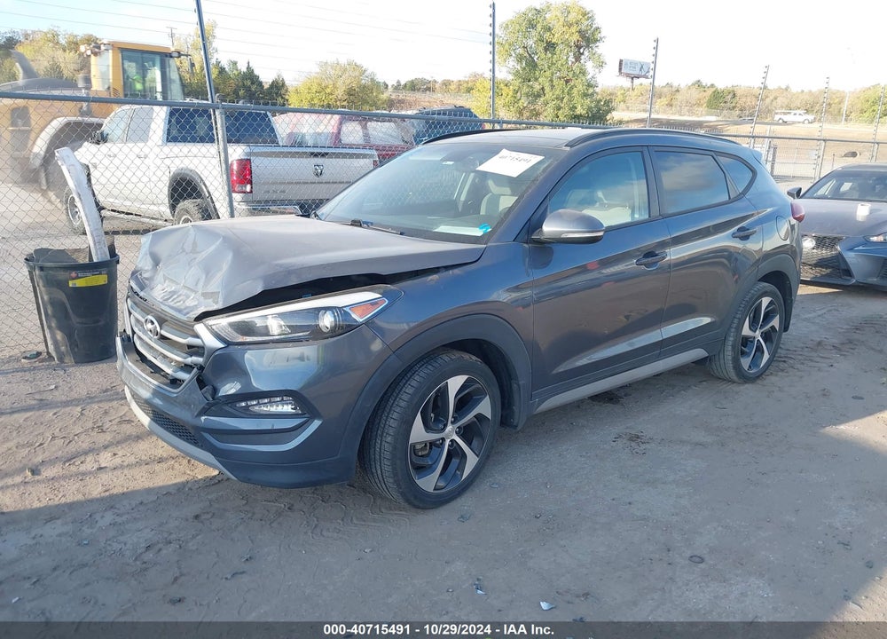 2018 HYUNDAI TUCSON VALUE VIN: KM8J33A26JU768102