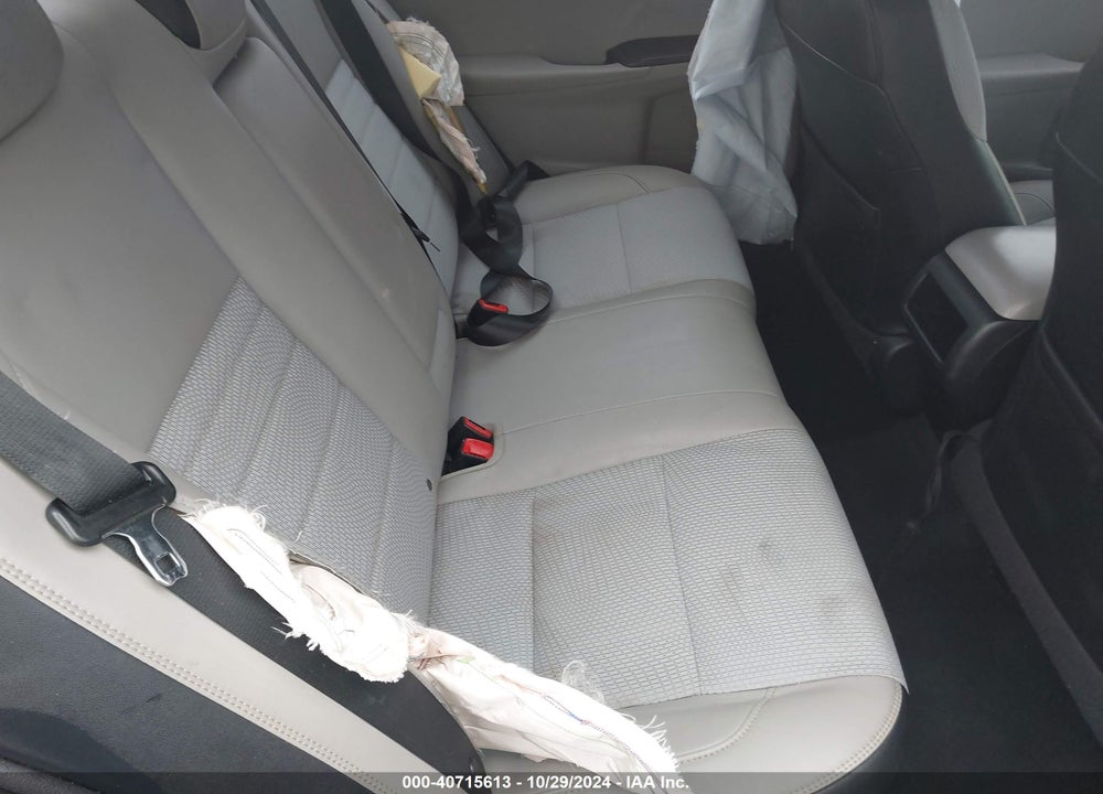 2017 TOYOTA CAMRY SE VIN: 4T1BF1FK2HU386037