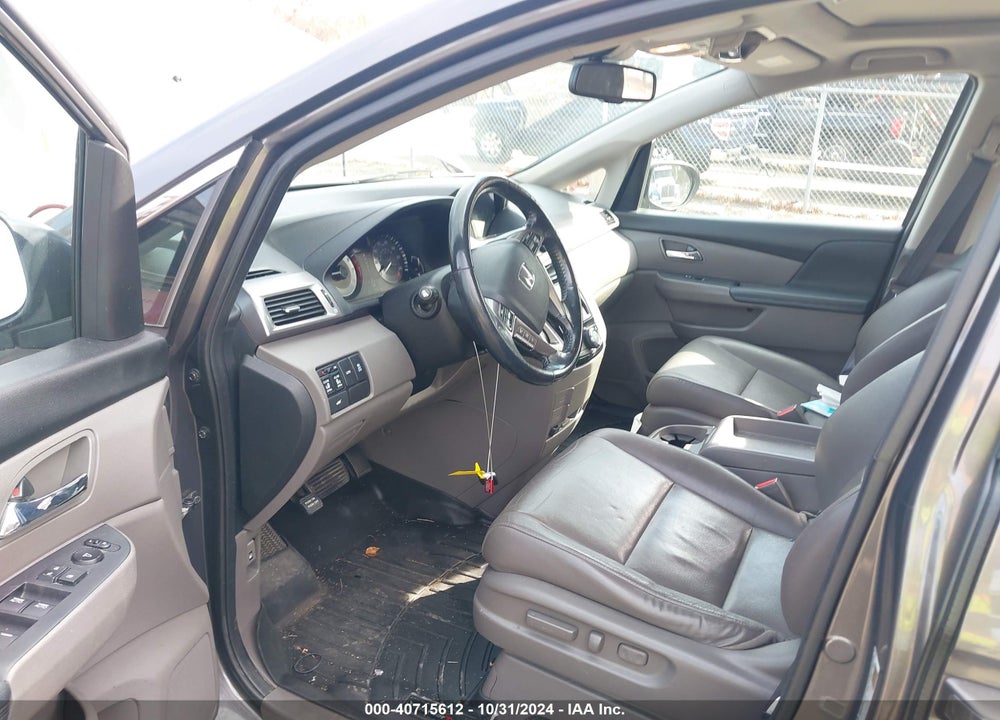 2017 HONDA ODYSSEY EX-L VIN: 5FNRL5H60HB008830