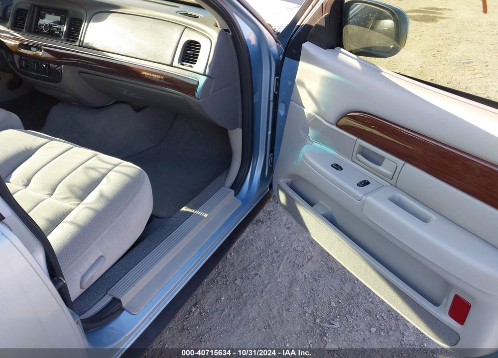2003 MERCURY GRAND MARQUIS GS VIN: 2MEFM74W23X642858