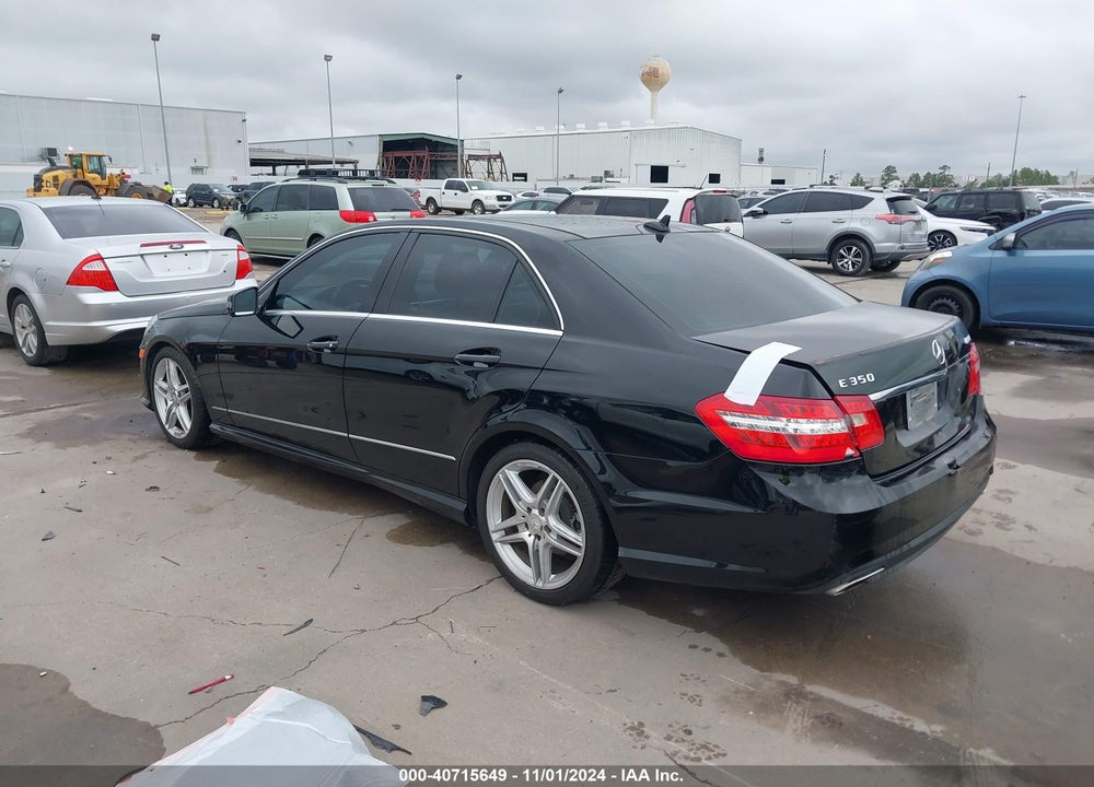 2011 MERCEDES-BENZ E 350 4MATIC VIN: WDDHF8HB1BA407382