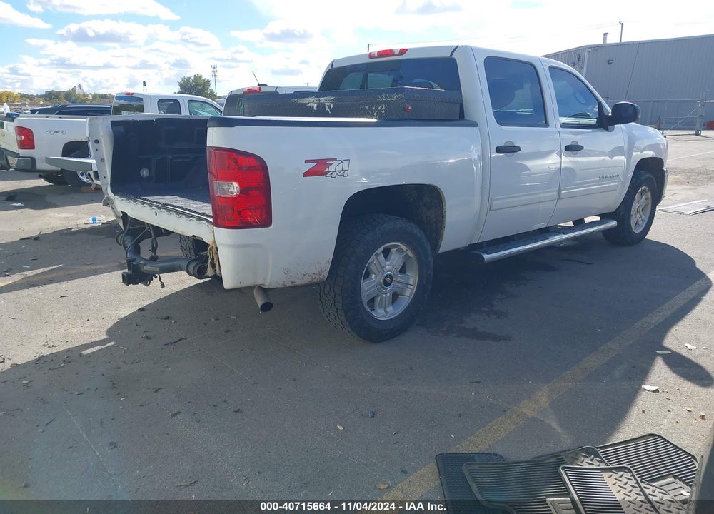 2013 CHEVROLET SILVERADO 1500 LT VIN: 3GCPKSE72DG127831